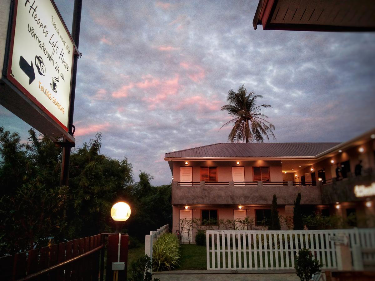 4Hearts Loft House Hotel Surat Thani Eksteriør billede